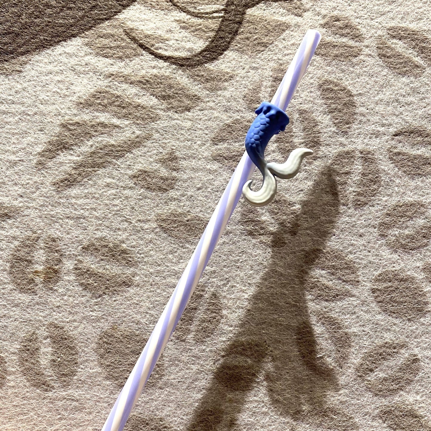 NOT Starbucks product, Mermaid tail Topper ,ONLY topper ,DONOT include Straw , DONOT sell alone Starbucks loveinstarbucks