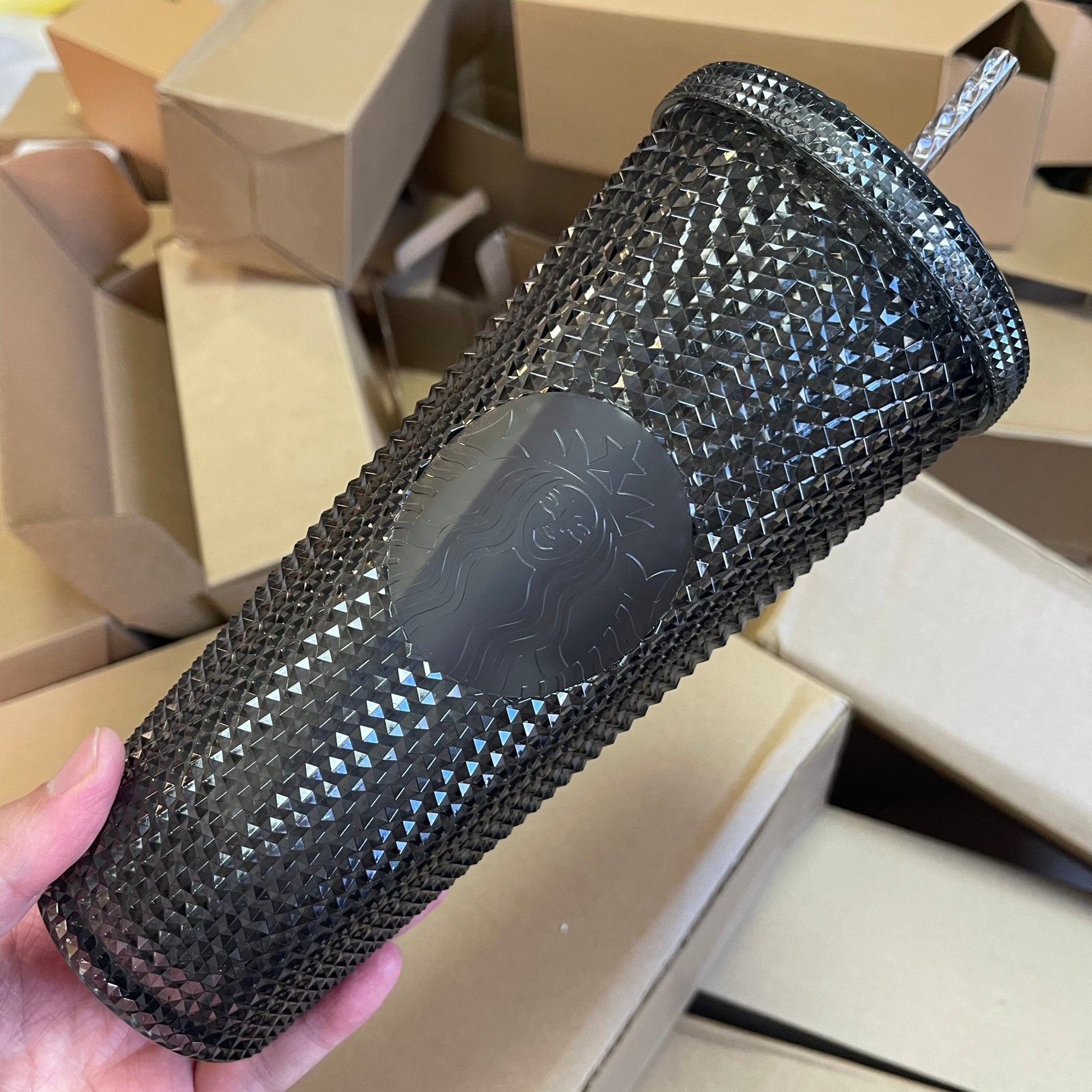 Starbucks Taiwan studded Gold / bling Black / Grey cold cup 24oz Starbucks loveinstarbucks