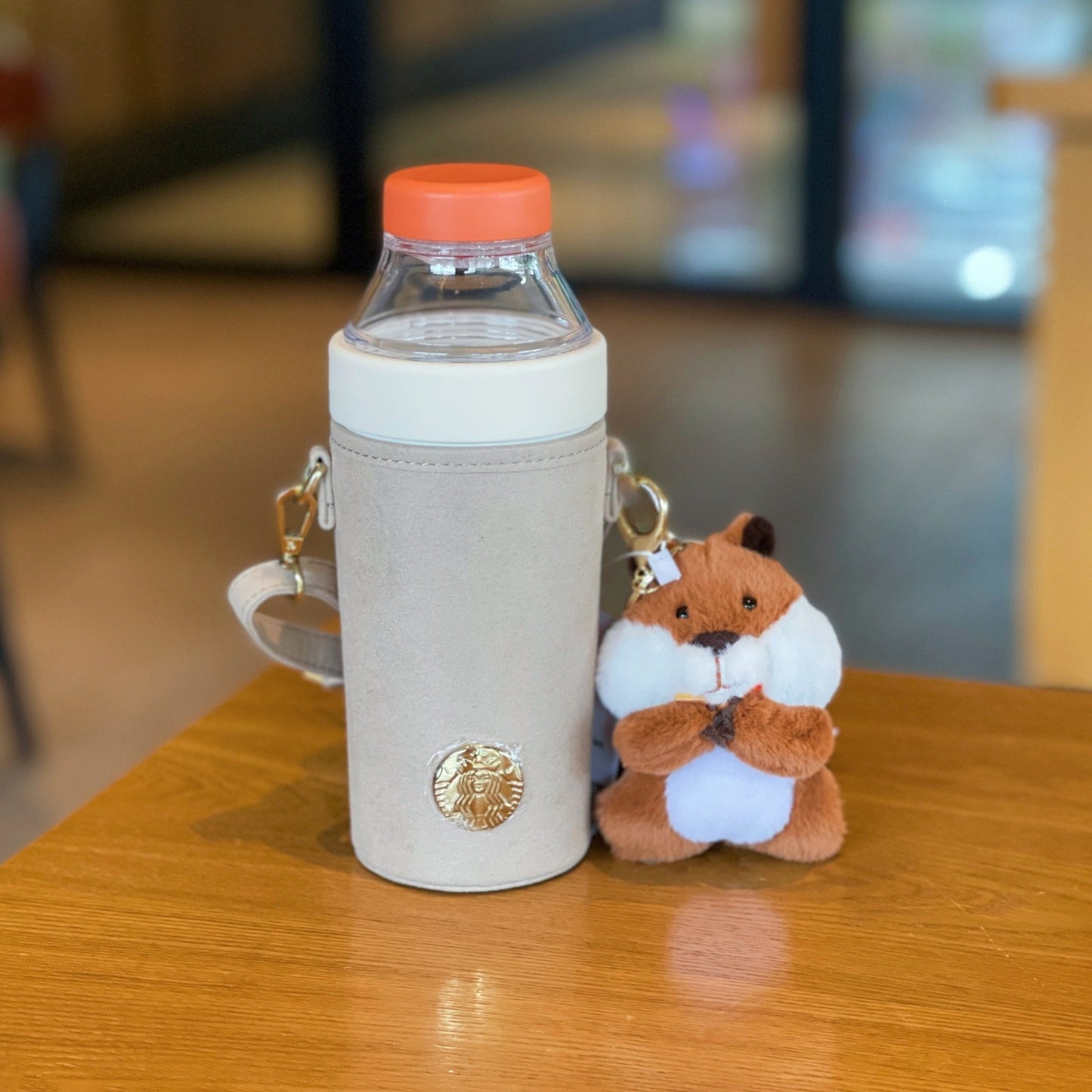 Starbucks warm autumn afterglow warm autumn cup 590ml with squirrel toy Starbucks loveinstarbucks
